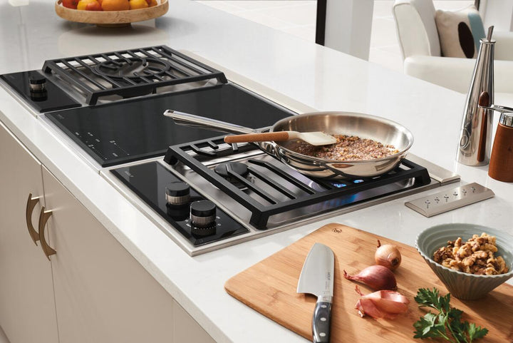 Wolf Transitional Framed Gas Cooktop