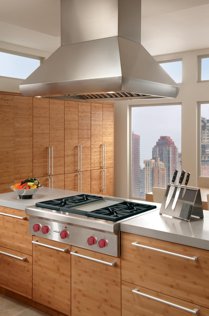 Wolf Pro Island Hood