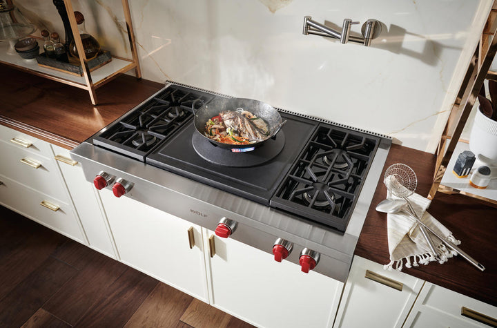 Wolf Sealed Burner Rangetop Burners with Wok Burner