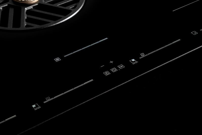 Bertazzoni 36" Induction XT Down Draft Cooktop 4 cooking zones center ventilation