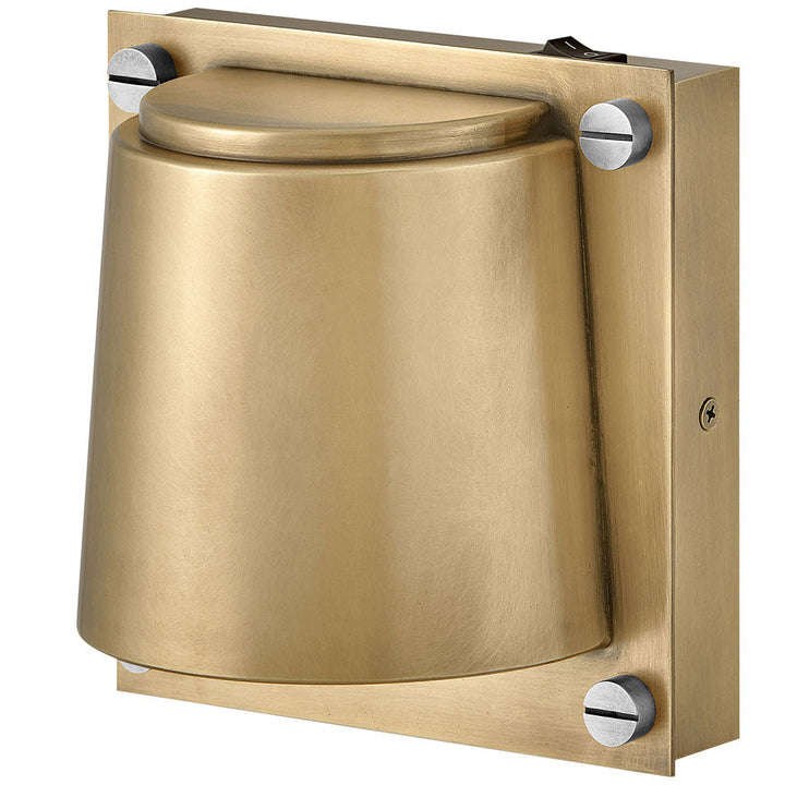 Hinkley Scout Wall Sconce in Heritage Brass