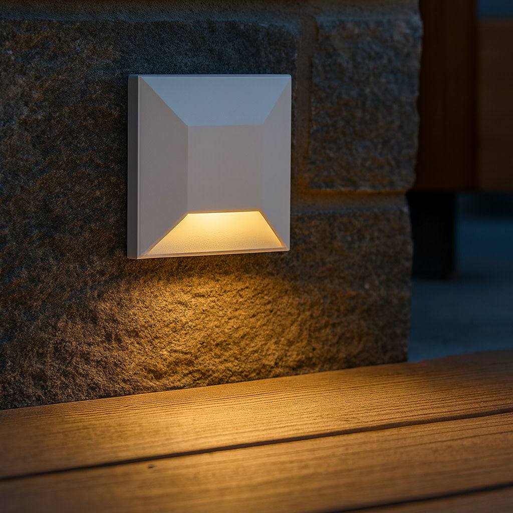 Hinkley Nuvi 12V Square Wall Light (view 6)