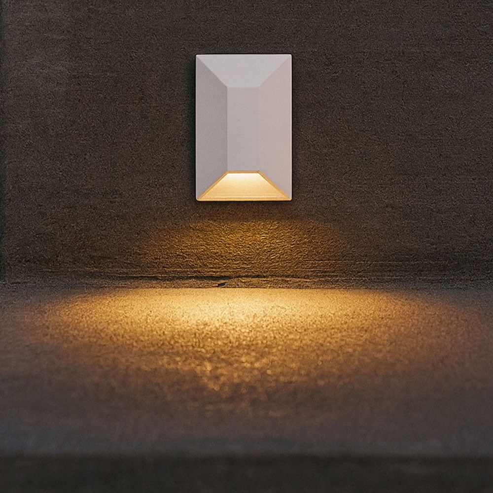 Hinkley Nuvi 12V Square Wall Light (view 3)