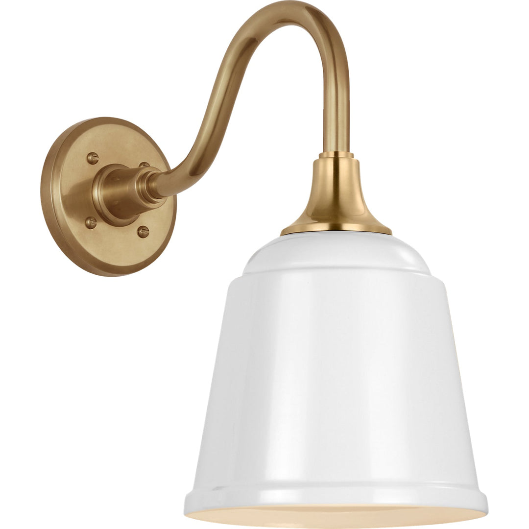 Visual Comfort Signature Academy Outdoor Flynn Barn Sm Rockhouse Wall Light in Hand-Rubbed Antique Brass