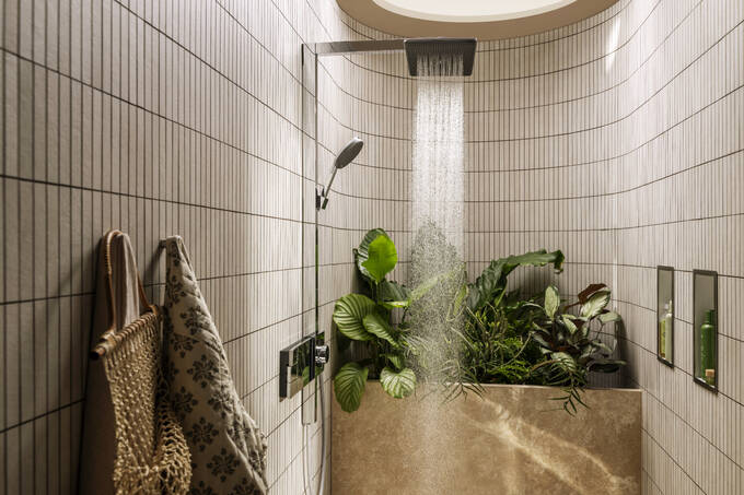 Hansgrohe XtraStoris Individual Wall Niche Matte White with Design Frame 12x 6x 4