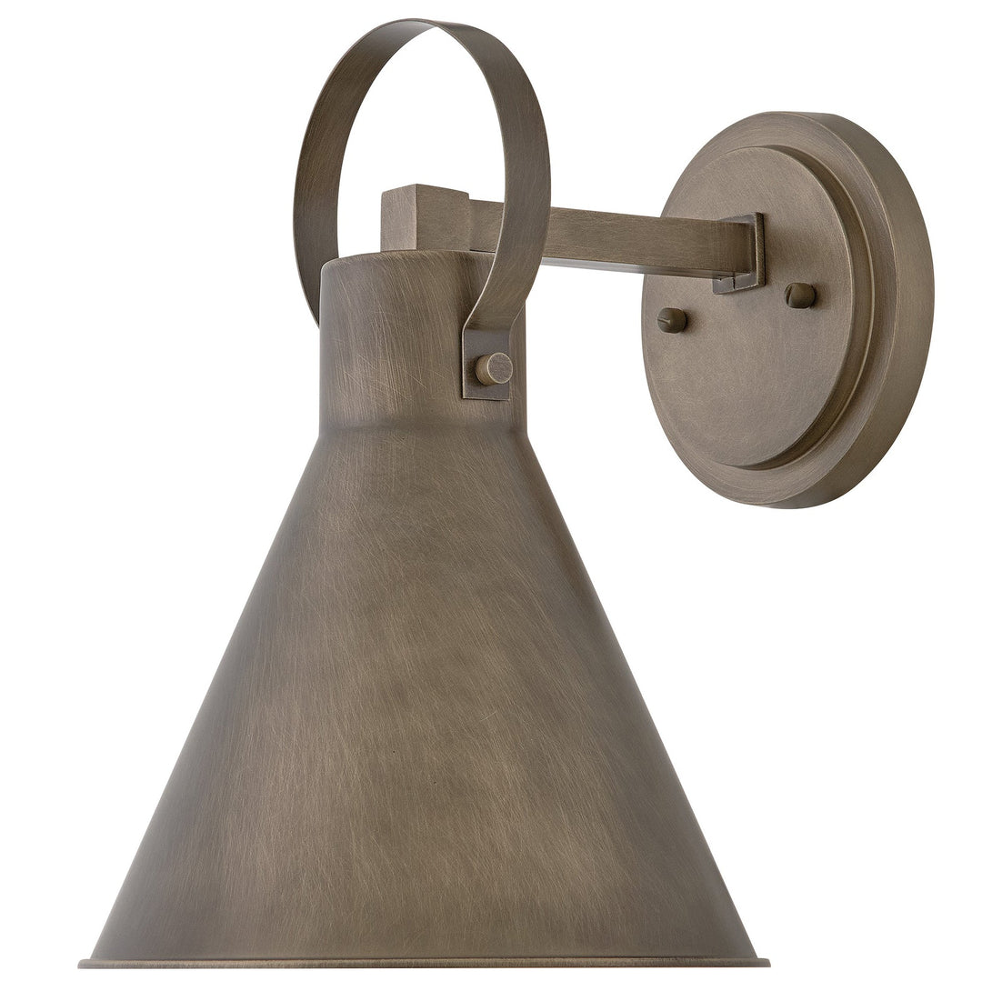 Winnie Outdoor Wall Sconce