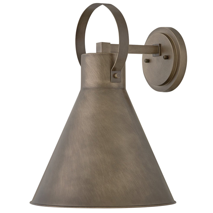 Hinkley Winnie Outdoor Wall Sconce in Burnished Bronze