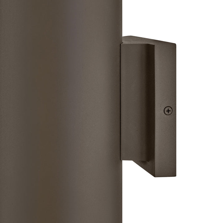 Hinkley Silo Outdoor Up / Down Wall Sconce (view 11)