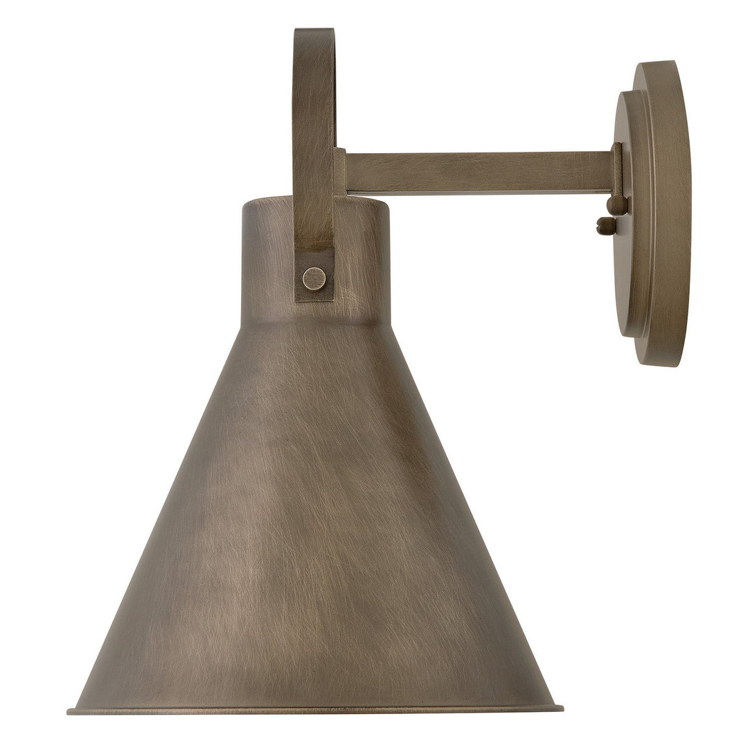 Hinkley Winnie Outdoor Wall Sconce (view 13)