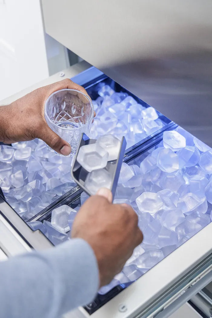 Thermador Freedom Built-in French Door Bottom Freezer Masterpiece Stainless Steel