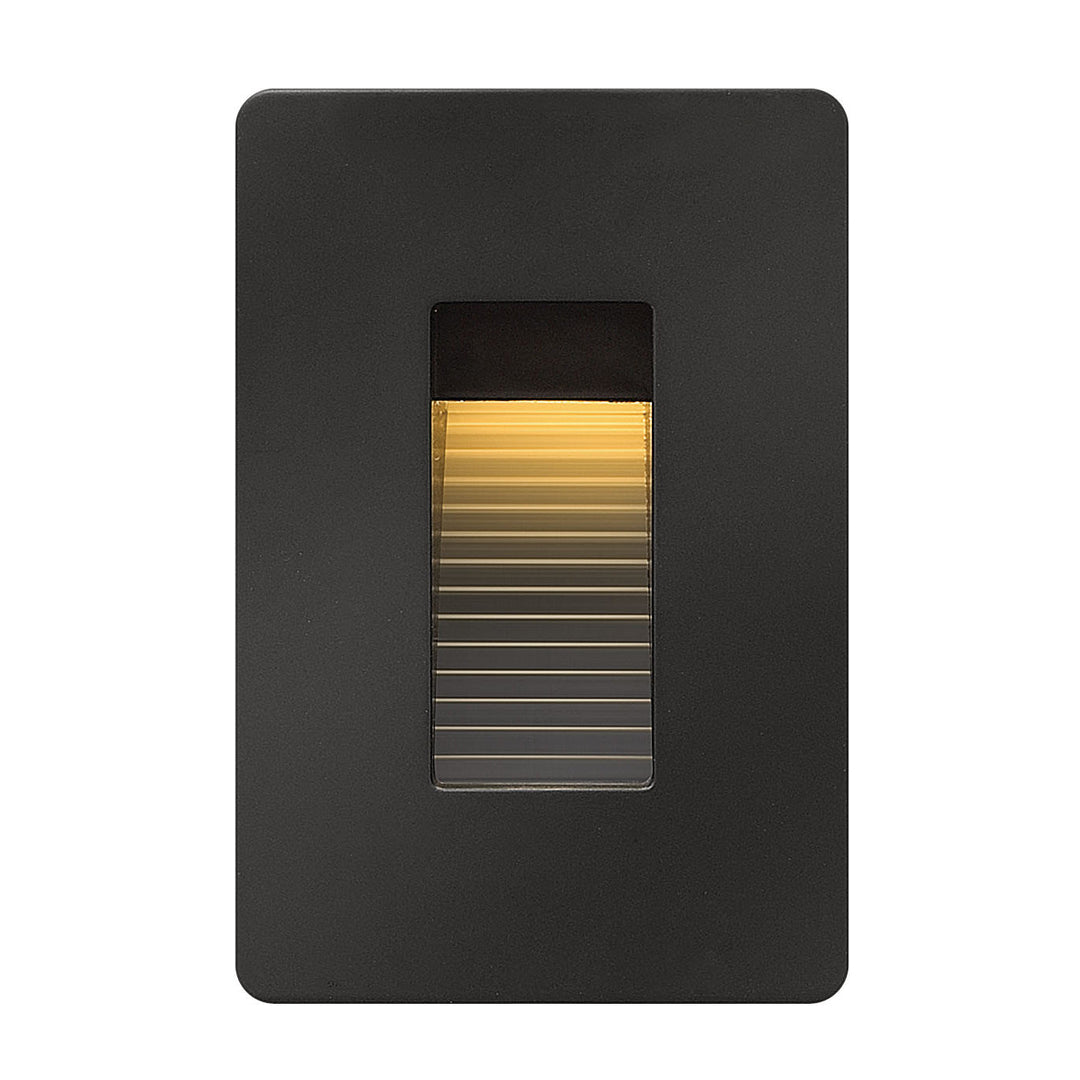 Hinkley Luna 120V Vertical Step Light in Satin Black