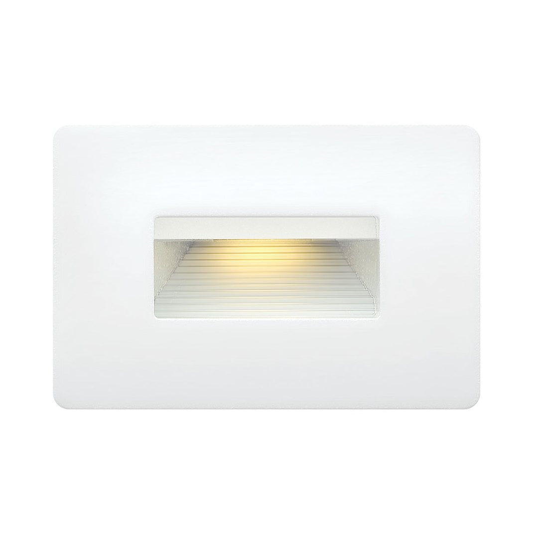 Hinkley 120V Luna Horizontal Step Light in Satin White