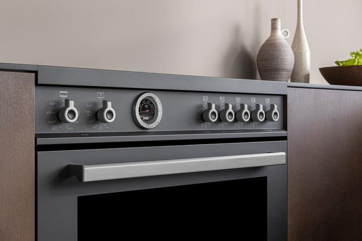 Bertazzoni 36" Professional Series Range Electric Self Clean Oven 5 Induction Heat Zones
