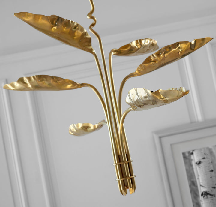 Visual Comfort Signature Dumaine Chandelier (view 3)