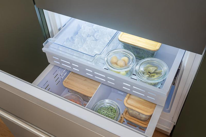 Bertazzoni 36" Built-In refrigerator Panel ready with automatic ice maker and internal water dispenser reversible doors