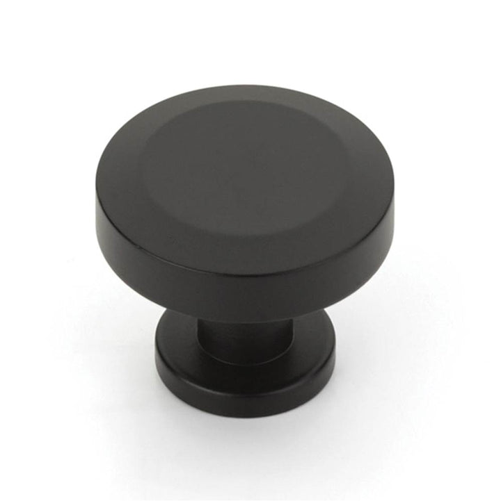 Schaub And Company Heathrow Round Knob