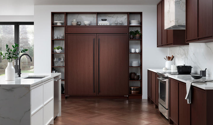 Sub-Zero Refrigerator, 36" Classic Refrigerator Internal Dispenser