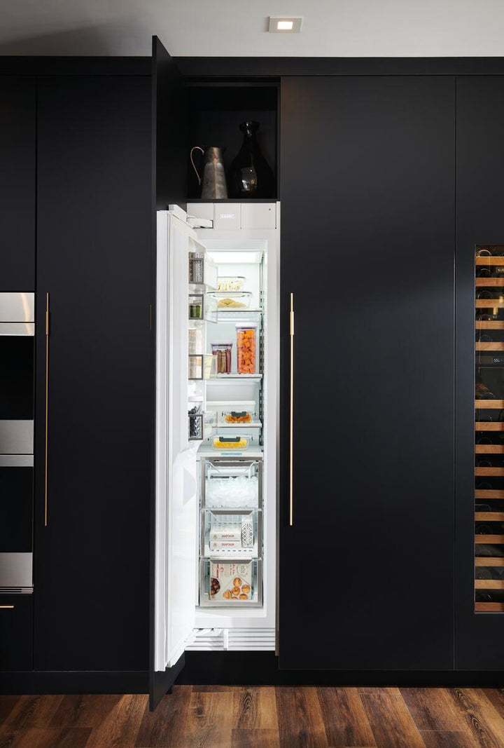 Sub-Zero Freezer, 18" Integrated Column Freezer