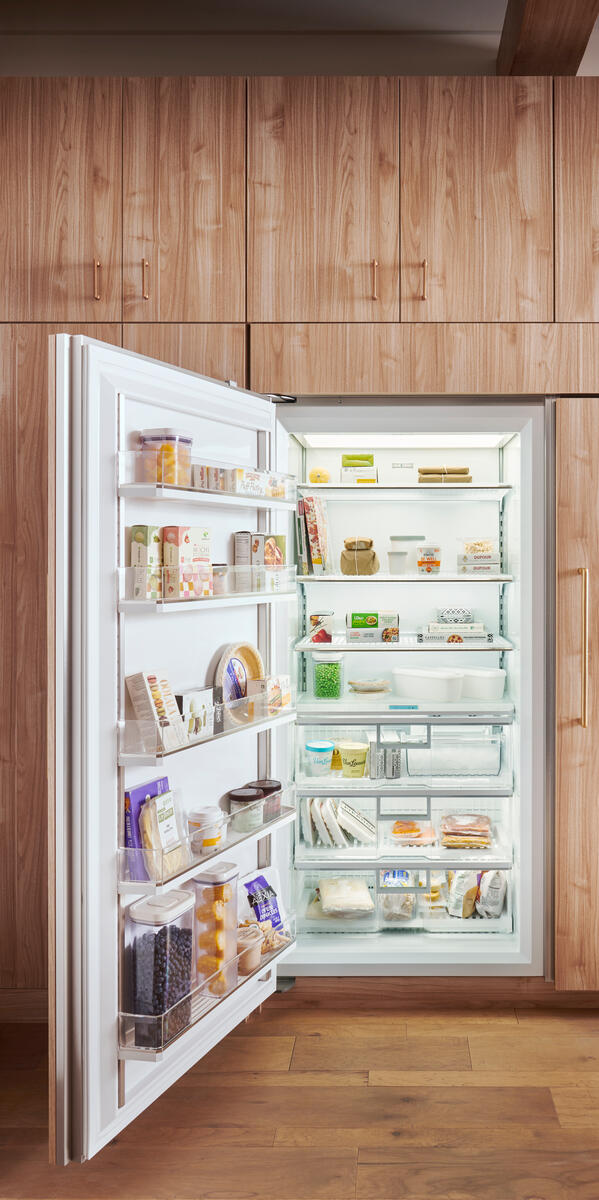 Sub-Zero Freezer, 36" Built-in Freezer Overlay
