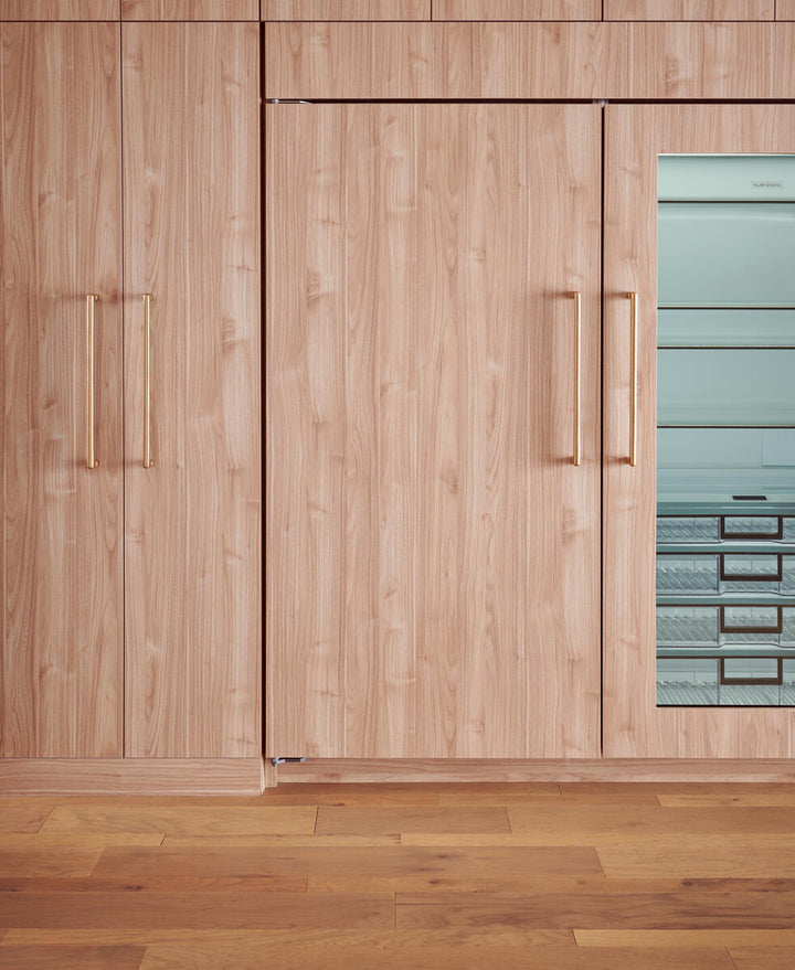 Sub-Zero Freezer, 36" Built-in Freezer Overlay