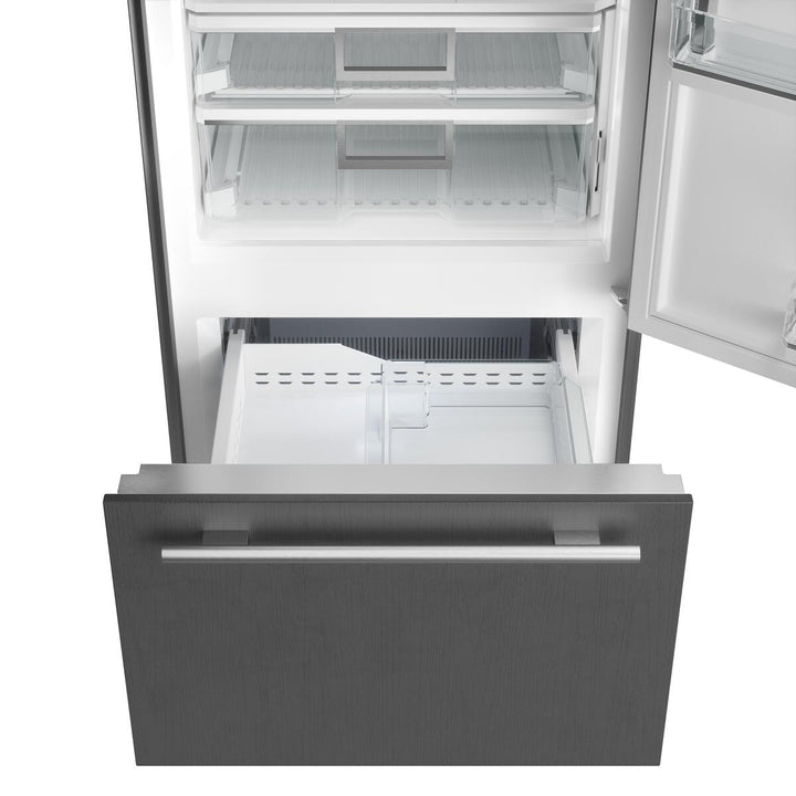 Sub-Zero Refrigerator, 30" Classic Over-and-under Refrigerator/freezer Internal Dispenser