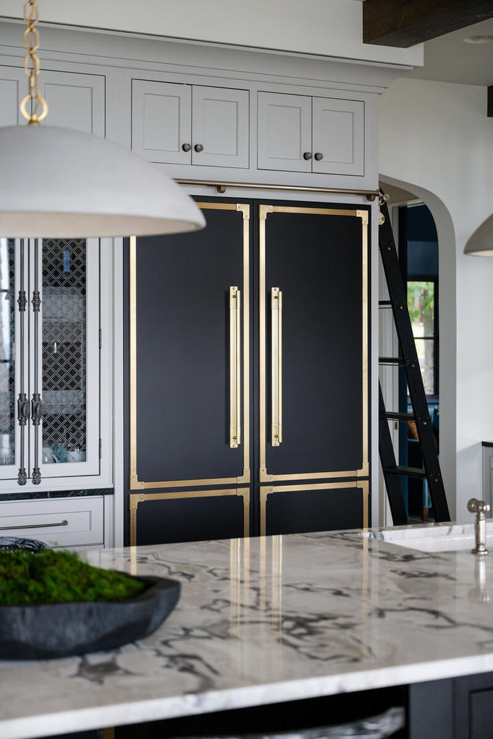 Sub-Zero Refrigerator, 24" Integrated Column Refrigerator