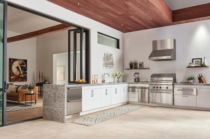 Wolf Outdoor Pro Wall Hood