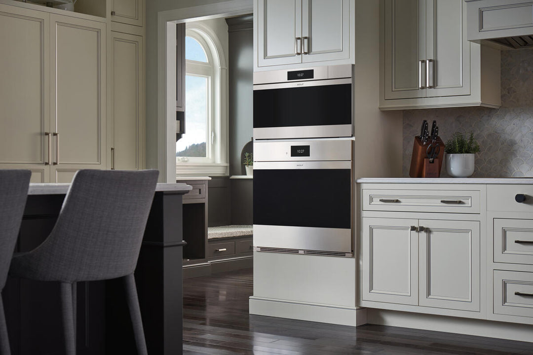 Wolf 30" Single Walloven M Series