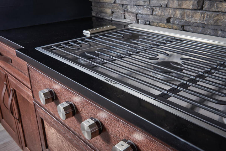 Wolf 36" Contemporary Gas Cooktop