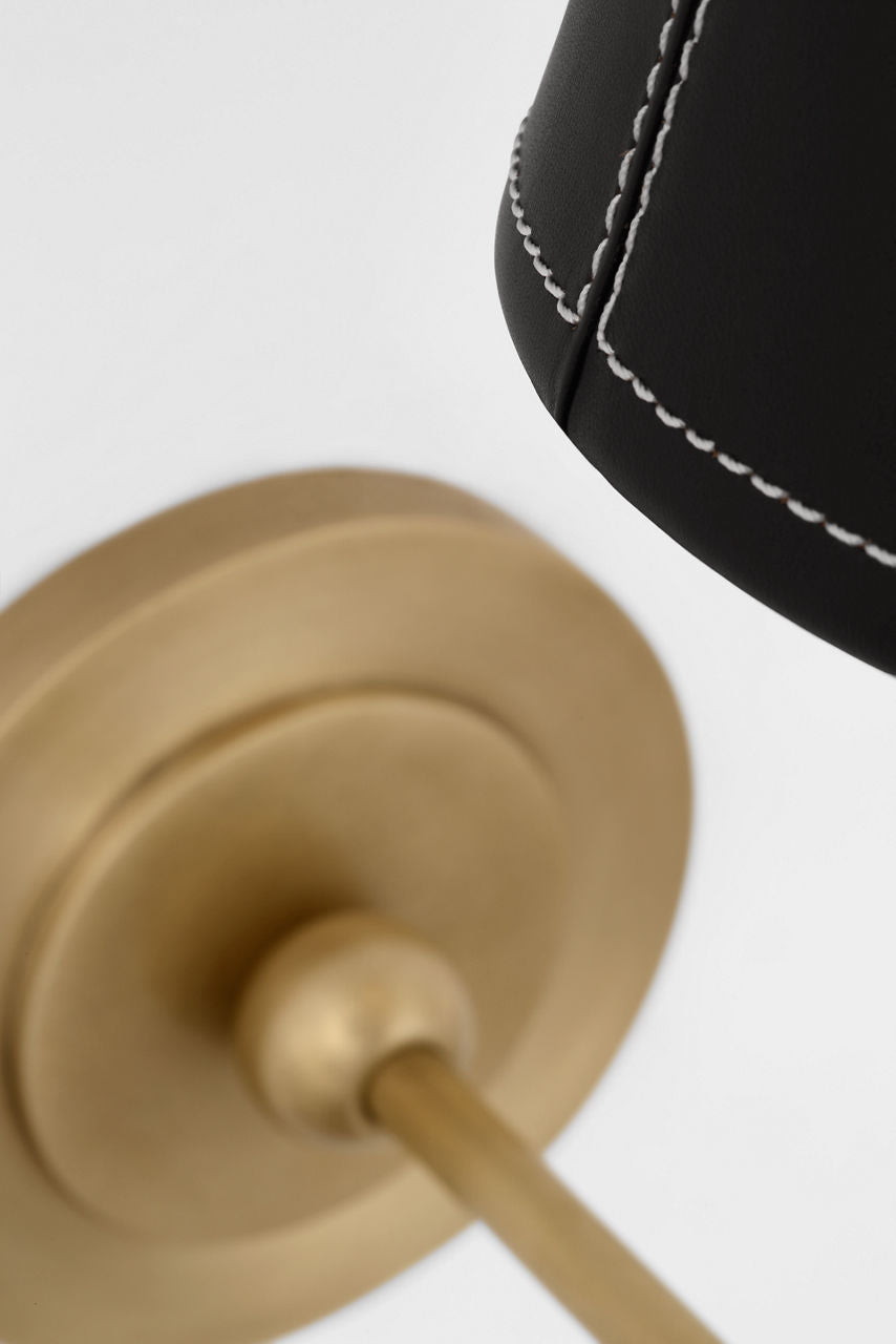 Visual Comfort Signature Bryant Leather Wall Sconce (view 3)