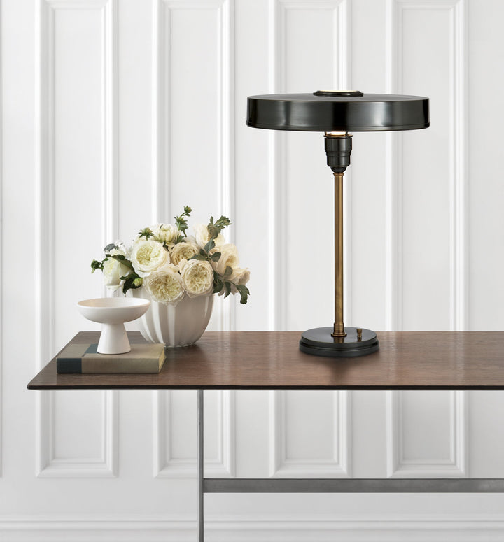 Visual Comfort Signature Carlo Table Lamp (view 2)