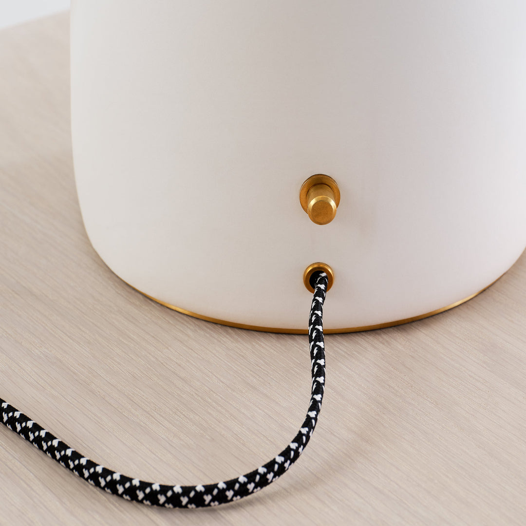 Visual Comfort Signature Tiglia Table Lamp (view 2)