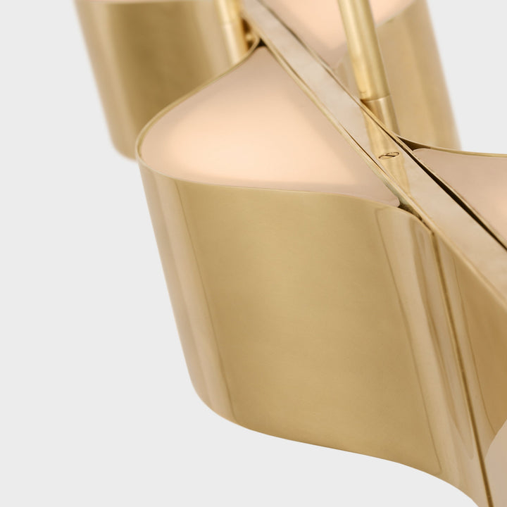 Visual Comfort Signature Avant Linear Pendant (view 3)