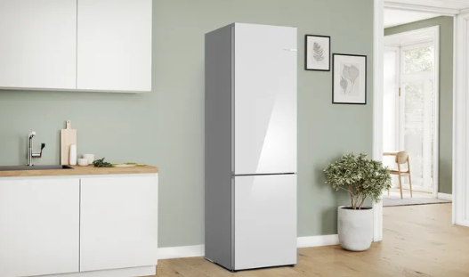 Bosch 24" FreeStanding Counter Depth Two Door Bottom Freezer Refrigerator