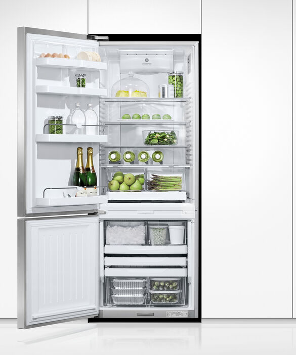Fisher & Paykel 25" Bottom Mount Refrigerator Freezer
