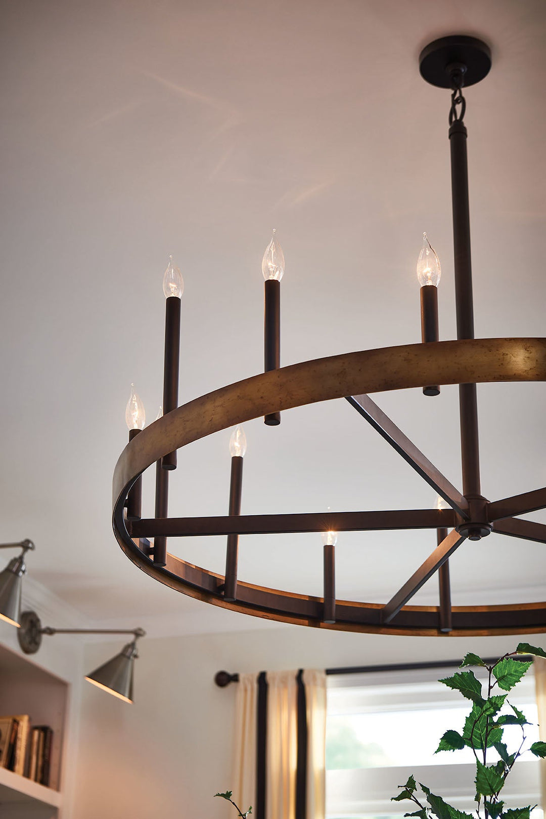 Hinkley Wells Chandelier (view 3)