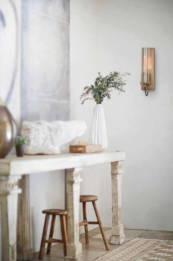 Hinkley Ryden Wall Sconce (view 2)
