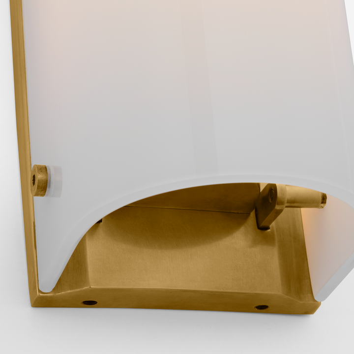 Visual Comfort Signature Penhold Bathroom Vanity Light