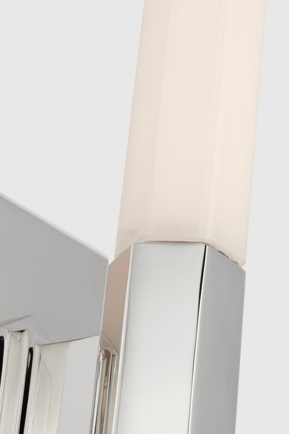 Visual Comfort Signature Hawthorne Bathroom Vanity Light (view 3)