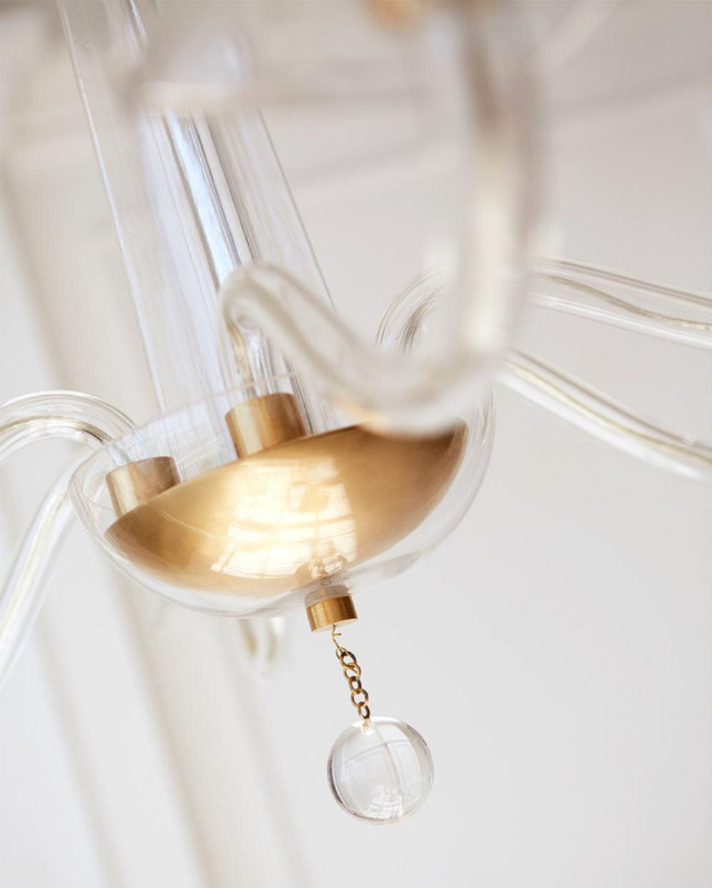 Visual Comfort Signature Bernardo Chandelier (view 2)