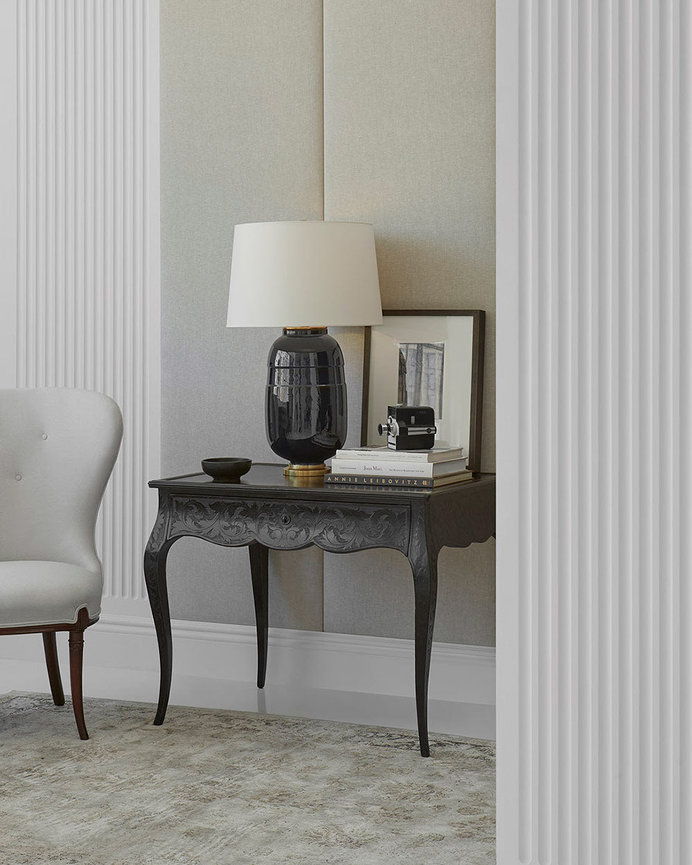 Visual Comfort Signature Newcomb Table Lamp (view 2)