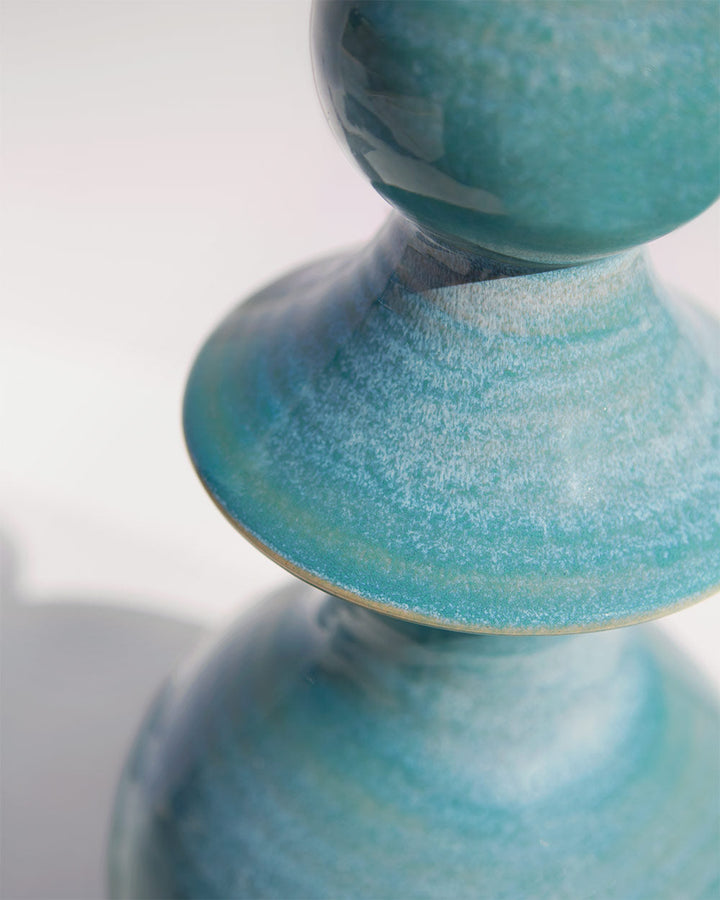 Visual Comfort Signature Saxon Table Lamp (view 2)