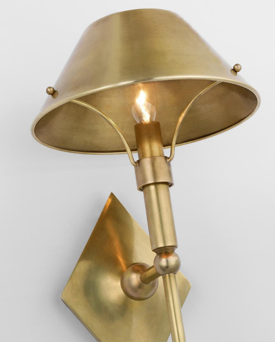 Visual Comfort Signature Turlington XL Wall Sconce (view 2)